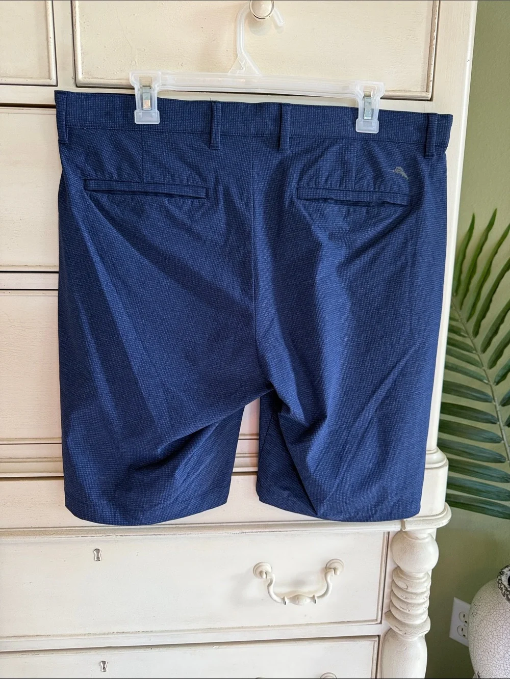 Tommy Bahama Navy shorts Waist size 35